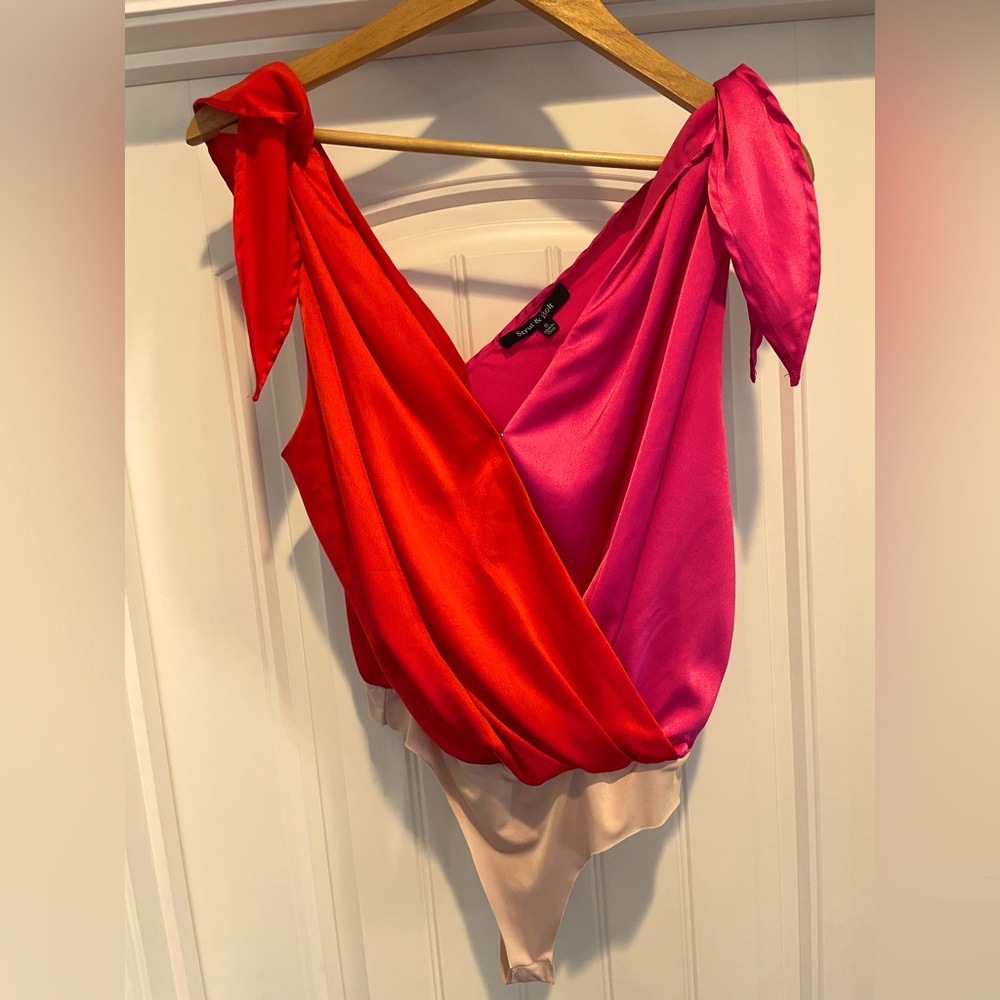 Strut and Bolt red and pink bodysuit size small